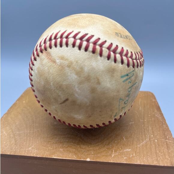 Vtg 1970s Rawlings Official Game Baseball Feeney WILLIE STARGELL SIGNED Pirates - Picture 7 of 8